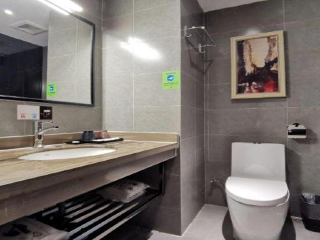 T Social Hotel Guangzhou Railway Station Branch Exterior foto